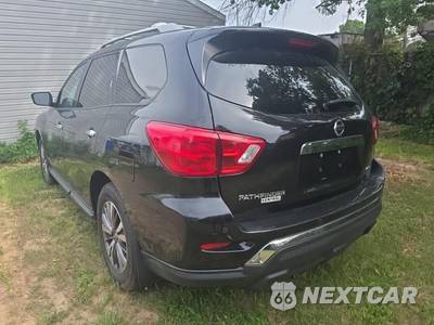 2019 Nissan Pathfinder S - zdjęcie 6 z 25 - miniatura