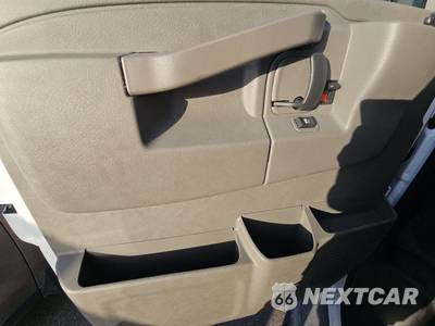 2025 GMC Savana 2500 Cargo Van 1WT 135.0" WB - zdjęcie 9 z 26 - miniatura