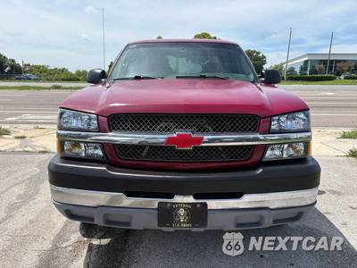 2004 Chevrolet Silverado 2500HD LS Extended Cab Medium Bed 1SB w/Rear Doors - zdjęcie 5 z 36 - miniatura