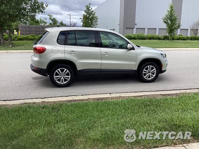 2013 Volkswagen Tiguan S w/Sunroof - zdjęcie 4 z 18 - miniatura