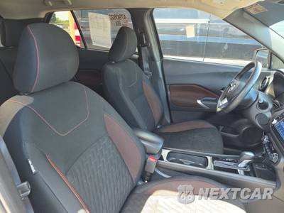 2023 Nissan Kicks SR - zdjęcie 8 z 34 - miniatura
