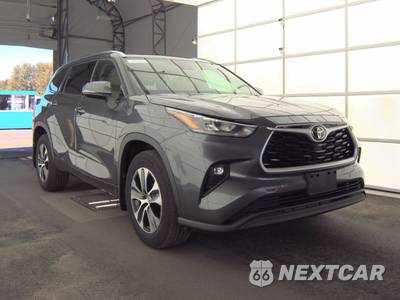 2020 Toyota Highlander XLE - zdjęcie 3 z 51 - miniatura