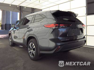 2020 Toyota Highlander XLE - zdjęcie 6 z 51 - miniatura