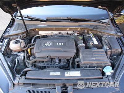 2017 Volkswagen Golf GTI SE Hatchback - zdjęcie 31 z 50 - miniatura