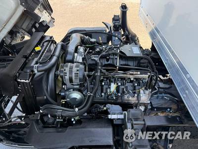 2020 Isuzu NPR HD Base Low Tilt - zdjęcie 9 z 14 - miniatura