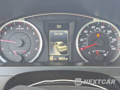 2017 Toyota Camry SE - zdjęcie 12 z 39 - miniatura
