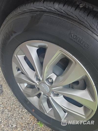 2019 Kia Sedona LX 120.5" WB - zdjęcie 11 z 21 - miniatura