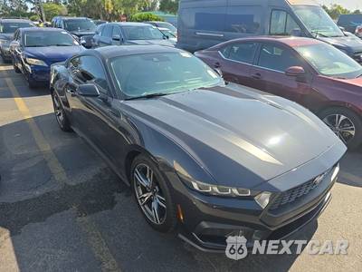 2024 Ford Mustang EcoBoost Coupe - zdjęcie 3 z 19 - miniatura