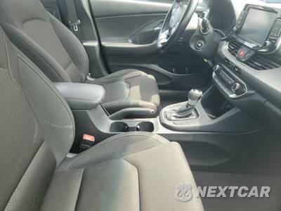 2018 Hyundai Elantra GT Hatchback - zdjęcie 8 z 29 - miniatura