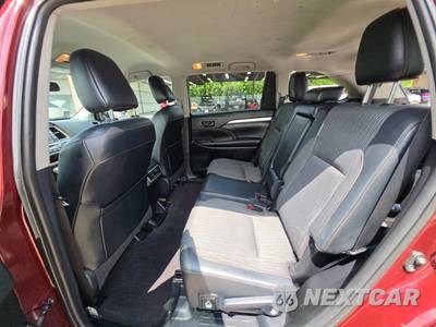 2019 Toyota Highlander LE Plus - zdjęcie 13 z 22 - miniatura