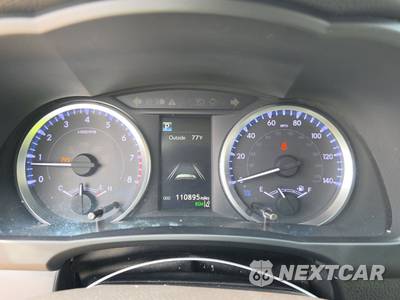 2019 Toyota Highlander LE Plus - zdjęcie 12 z 22 - miniatura