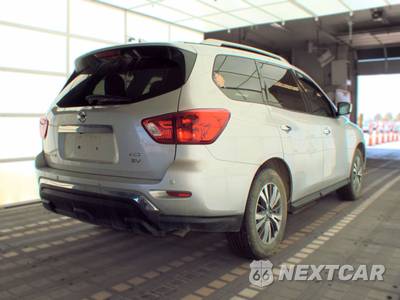 2019 Nissan Pathfinder SV - zdjęcie 4 z 19 - miniatura