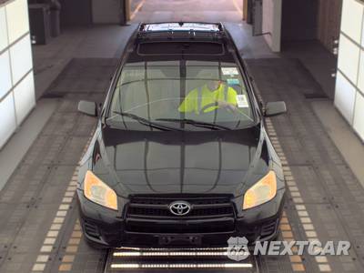 2011 Toyota RAV4 - zdjęcie 2 z 18 - miniatura