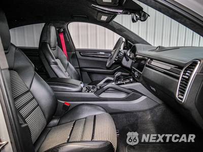 2023 Porsche Cayenne GTS Coupe - zdjęcie 13 z 27 - miniatura