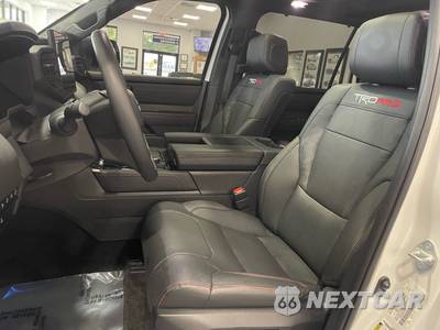 2024 Toyota Sequoia TRD Pro - zdjęcie 28 z 56 - miniatura