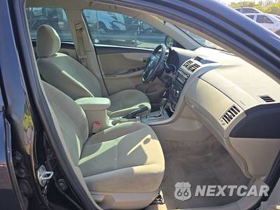 2012 Toyota Corolla LE - zdjęcie 8 z 45 - miniatura