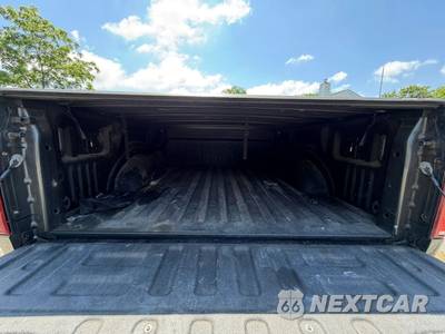 2018 Ford F-150 XLT Extended Cab Medium Bed w/Rear Doors - zdjęcie 31 z 42 - miniatura