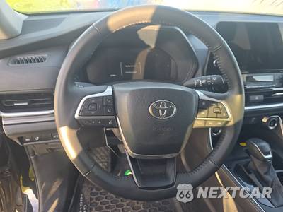 2025 Toyota Grand Highlander Limited - zdjęcie 10 z 30 - miniatura