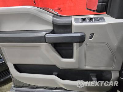 2019 Ford F-150 XL Crew Cab Short Bed - zdjęcie 18 z 20 - miniatura