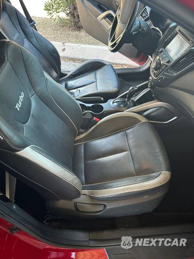2013 Hyundai Veloster Turbo w/Black Interior - zdjęcie 9 z 11 - miniatura