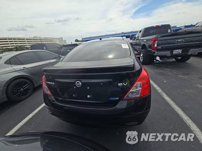 2013 Nissan Versa 1.6 SV - zdjęcie 5 z 18 - miniatura