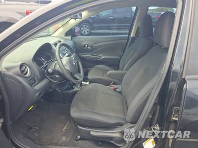 2013 Nissan Versa 1.6 SV - zdjęcie 7 z 18 - miniatura