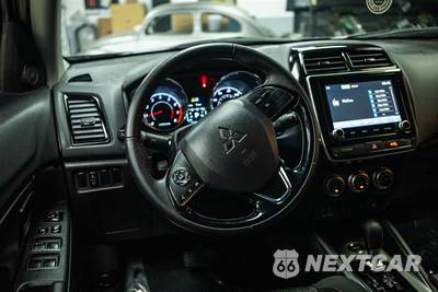 2025 Mitsubishi Outlander Sport LE - zdjęcie 15 z 26 - miniatura