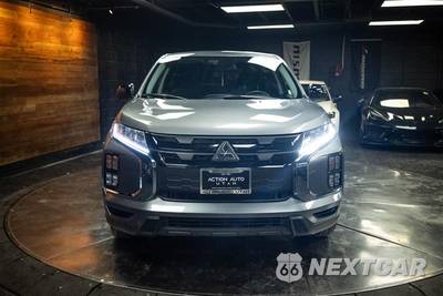 2025 Mitsubishi Outlander Sport LE - zdjęcie 4 z 26 - miniatura