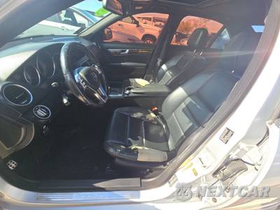 2012 Mercedes-Benz C 300 4MATIC Sedan - zdjęcie 7 z 18 - miniatura