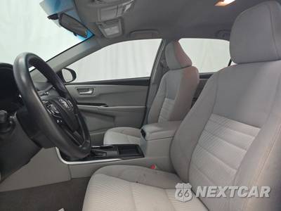 2017 Toyota Camry LE - zdjęcie 7 z 18 - miniatura