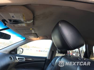 2015 Nissan Pathfinder SL - zdjęcie 18 z 19 - miniatura