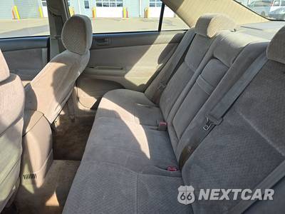 2002 Toyota Camry LE - zdjęcie 13 z 18 - miniatura
