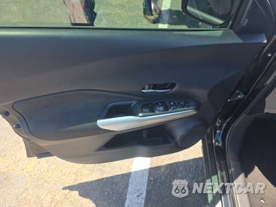 2019 Nissan Kicks SV - zdjęcie 9 z 56 - miniatura