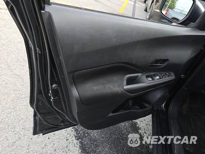 2021 Nissan Kicks S - zdjęcie 9 z 26 - miniatura