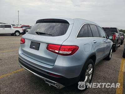 2018 Mercedes-Benz GLC 300 - zdjęcie 4 z 22 - miniatura