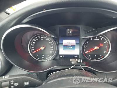 2018 Mercedes-Benz GLC 300 - zdjęcie 12 z 22 - miniatura