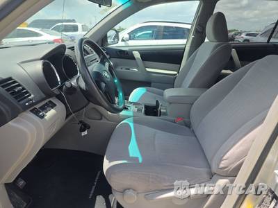 2011 Toyota Highlander - zdjęcie 7 z 24 - miniatura