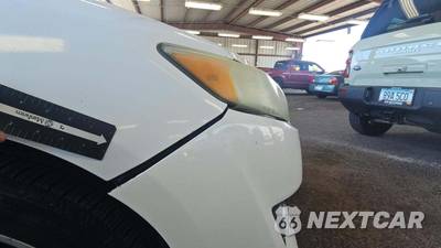 2012 Toyota Camry SE - zdjęcie 44 z 51 - miniatura