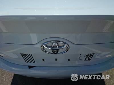 2012 Toyota Camry SE - zdjęcie 16 z 51 - miniatura