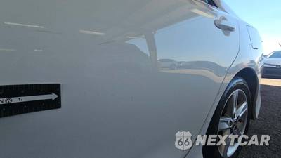 2012 Toyota Camry SE - zdjęcie 36 z 51 - miniatura