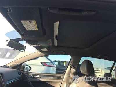 2016 Volkswagen Golf GTI SE Hatchback w/Performance Pkg - zdjęcie 17 z 23 - miniatura