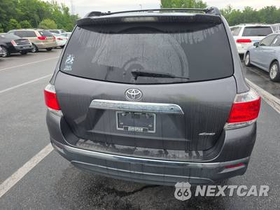 2011 Toyota Highlander SE - zdjęcie 5 z 18 - miniatura