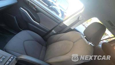 2022 Toyota Highlander LE - zdjęcie 29 z 35 - miniatura