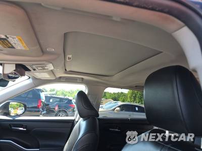 2023 Toyota Highlander XLE - zdjęcie 18 z 33 - miniatura