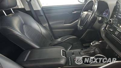2020 Toyota Highlander XLE - zdjęcie 30 z 35 - miniatura