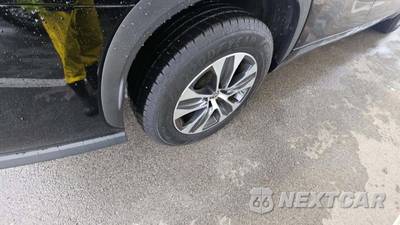 2020 Toyota Highlander XLE - zdjęcie 19 z 35 - miniatura