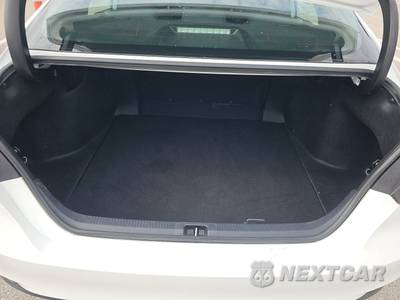 2020 Toyota Camry L - zdjęcie 16 z 39 - miniatura