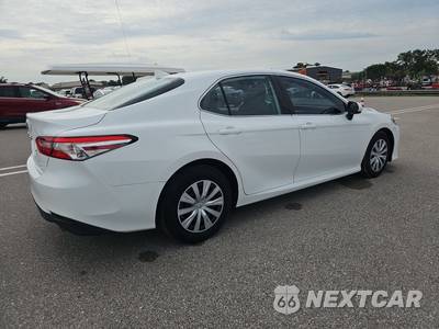 2020 Toyota Camry L - zdjęcie 4 z 39 - miniatura