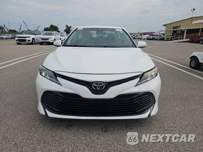 2020 Toyota Camry L - zdjęcie 2 z 39 - miniatura