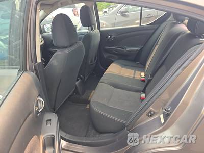 2016 Nissan Versa SV - zdjęcie 13 z 37 - miniatura